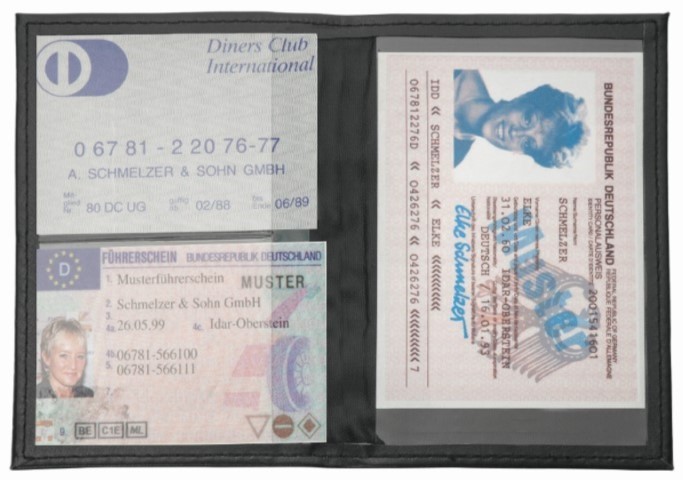 unten mittig (5 x 4 cm)
