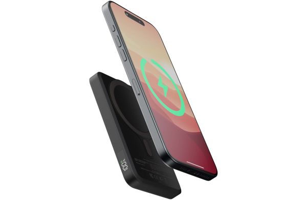 Xtorm FS5W051 5000 mAh magnetische kabellose Powerbank, schwarz