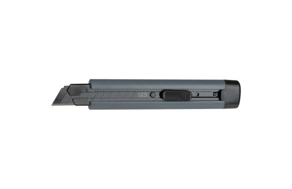 Cutter mit zwei Extraklingen