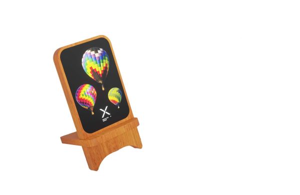 SCX.design W16 kabelloser 15-Watt-Ladeständer aus Holz mit Leuchtlogo, holz