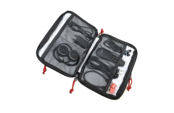 TROIKA Kabeltasche BUSINESS TECH POUCH 2